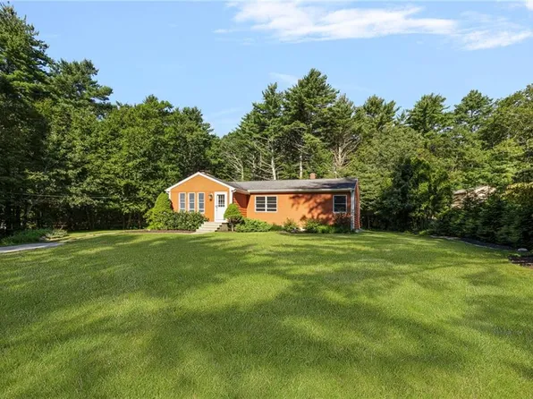 702 Gardner Rd, Exeter, RI 02822