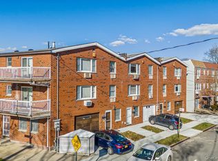 7050 153rd St, Flushing, NY 11367