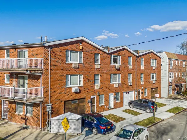 70-50 153rd Street, Flushing, NY 11367