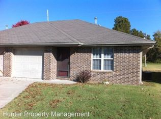 1007 W Edgewood St, Springfield, MO 65807
