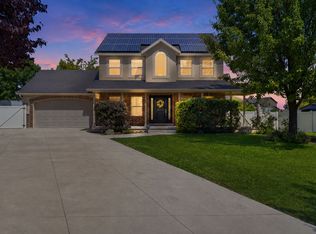 2819 S Silver Fox Ln, Saratoga Springs, UT 84045