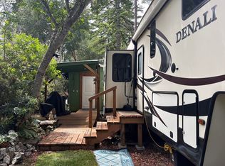 232 Horseshoe Bnd, Florence, OR 97439