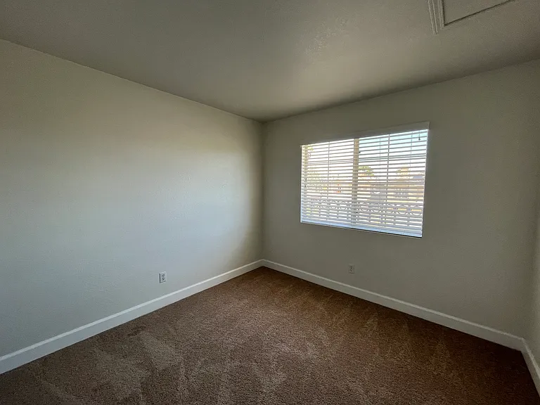 2407 Tottingham Rd — Photo 18