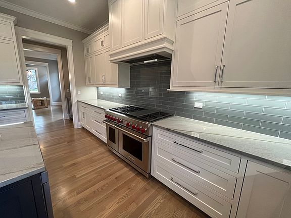 5th image of 1225 Wincanton Dr