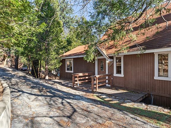 4th image of 1209 Bridal Path