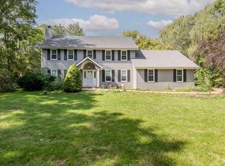 W250S8855 Center Dr, Big Bend, WI 53103