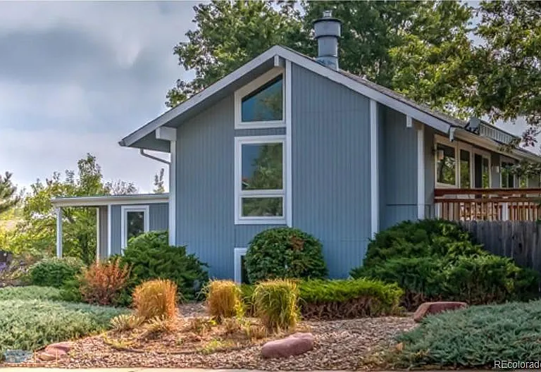 2730 Lafayette Dr — Photo 3