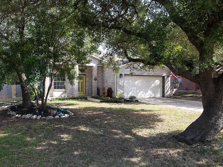 104 Grant Ct — Photo 7