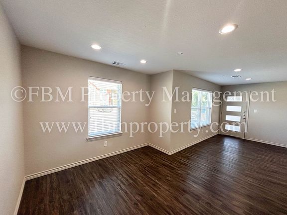 4th image of 1203 N Clay St APT 512