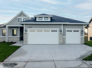 9630 Watermeadow Cir, Johnston, IA 50131