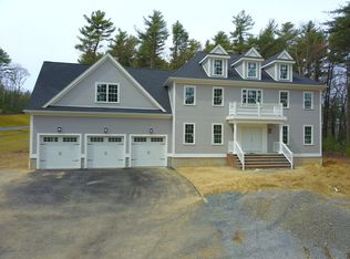 10 Foxhollow Rd, Hopkinton, MA 01748