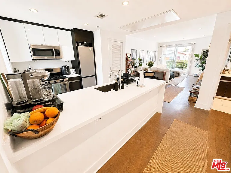 7857 W Manchester Ave #Penthouse 6 — Photo 7