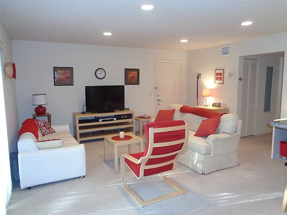 5th image of 1115 3rd Ave APT 104