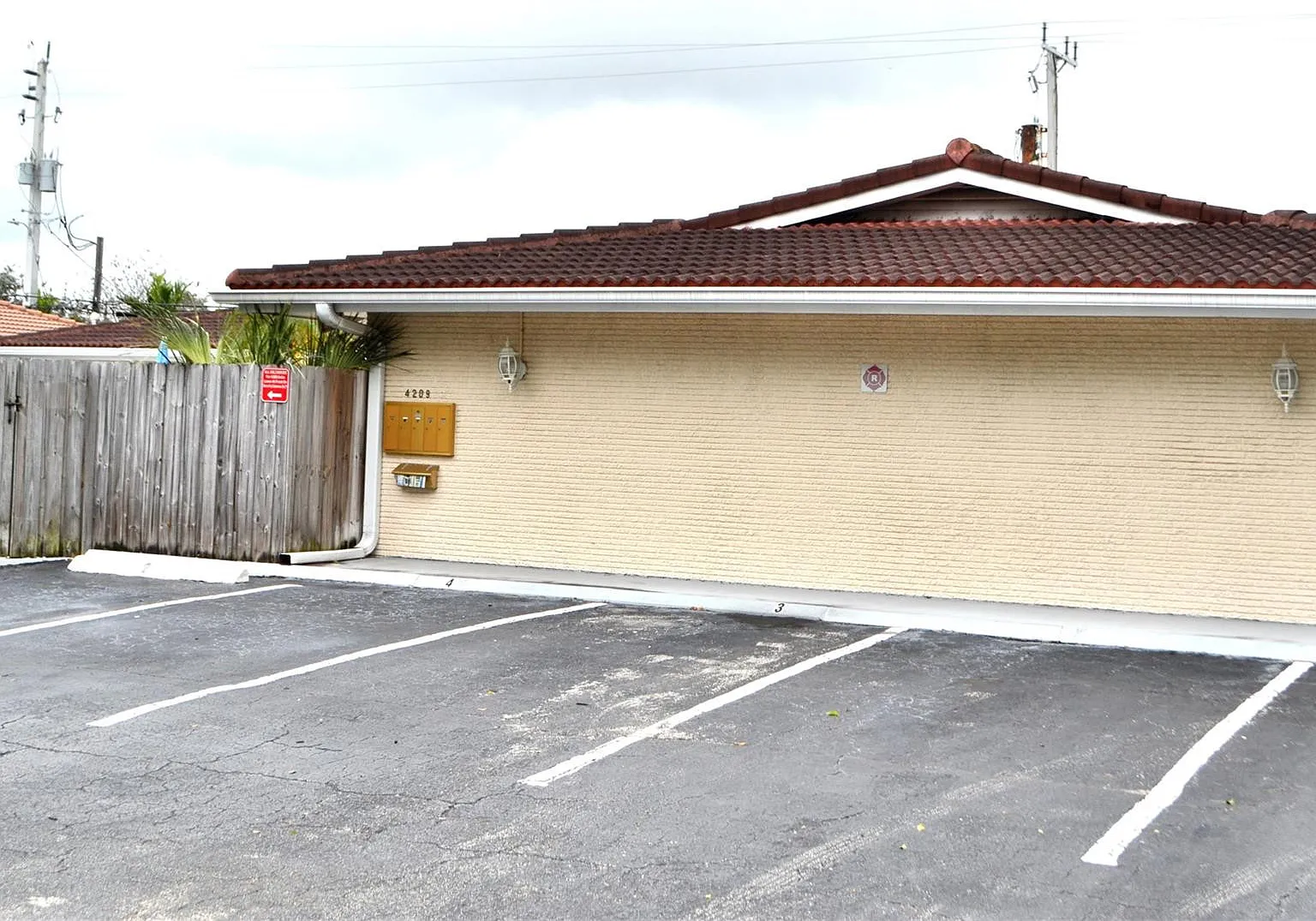 1 bed, 1.0 bath, 3771 sqft, $1,580 — Photo 4