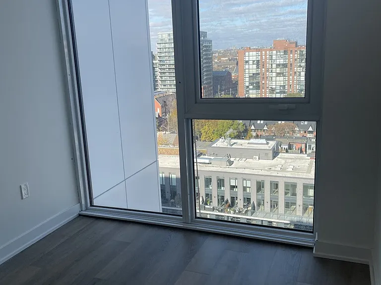 9 Tecumseth St #1215 — Photo 5