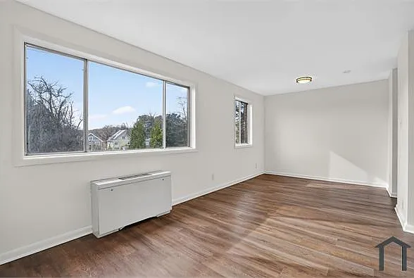 4570 Macarthur Blvd NW #208 — Photo 9