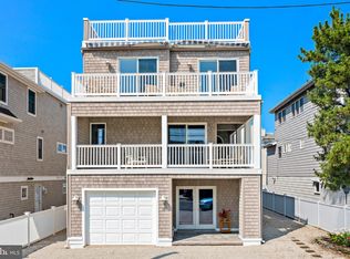 19 14th St, Beach Haven, NJ 08008