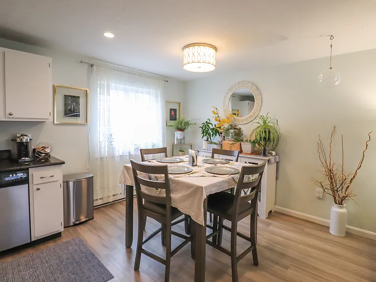 54 Fairfield Park — Photo 6