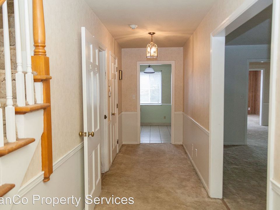 1st image of 1440 Cornell Dr