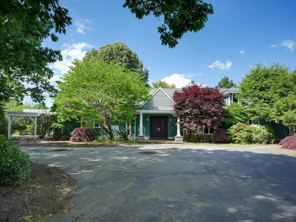 3 Macomber Ln, Framingham, MA 01702