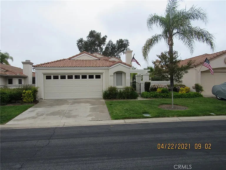 40385 Via Francisco — Photo 1