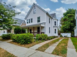 434 Pleasant St, Holyoke, MA 01040