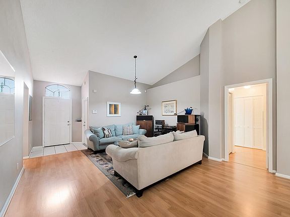 2nd image of 156 Heatherwood Dr