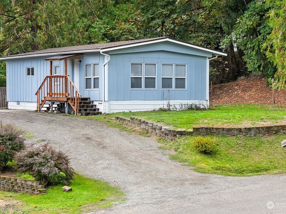1st image of 81 NE Davey Jones Court