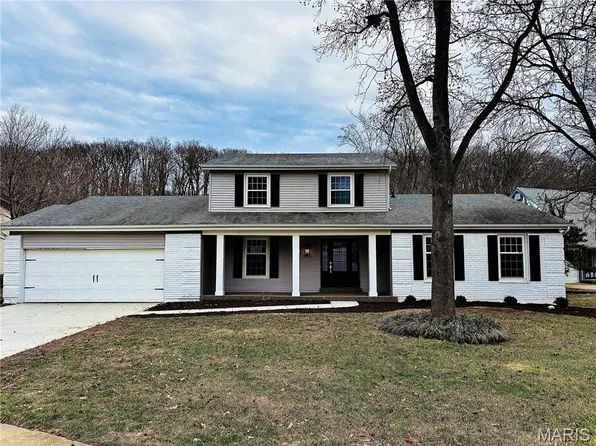 14898 Pheasant Hill Ct, Chesterfield, MO 63017