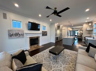 922 Caruthers Ave, Nashville, TN 37204