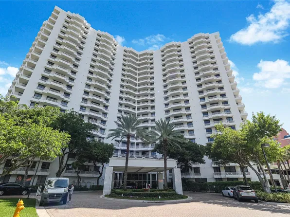 3300 NE 192nd St, Aventura, FL