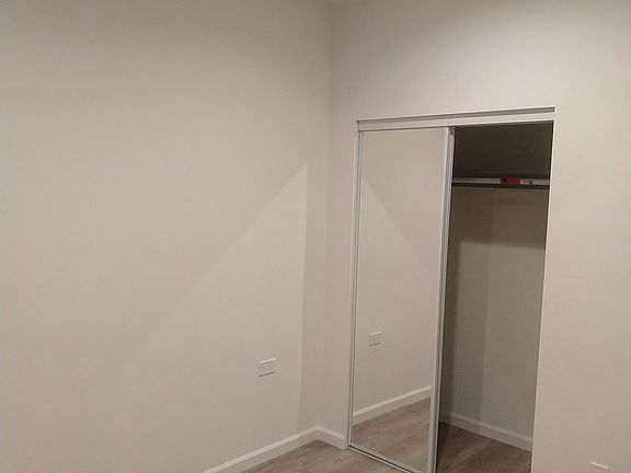 5th image of 10146 Gothic Ave #1