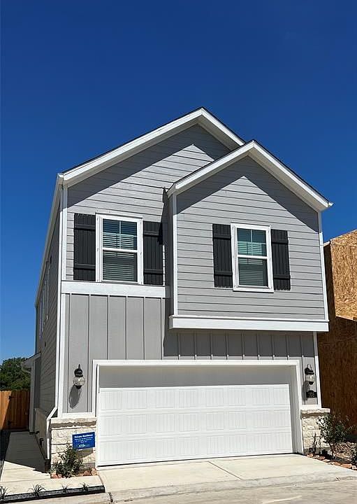 1st image of 705 Seabreeze Dr