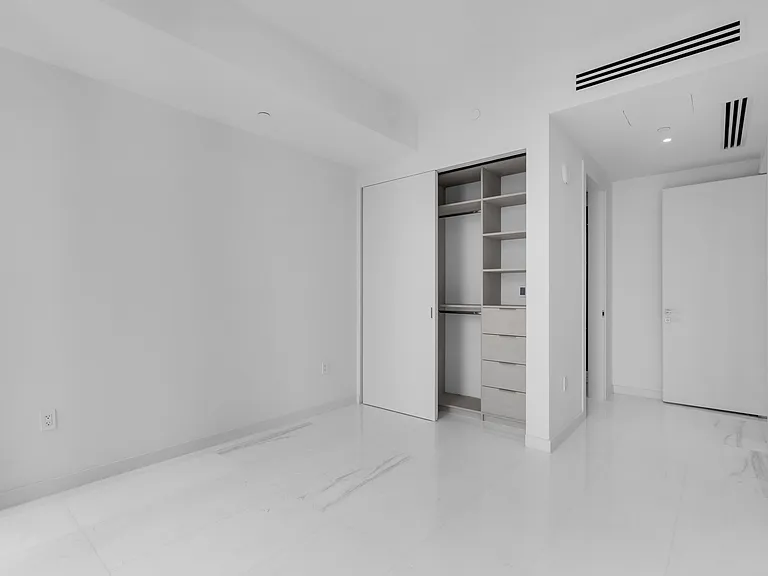 300 Biscayne Boulevard Way #3008 — Photo 8