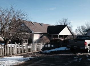 300 Pea Ridge Rd, Oak Hill, WV 25901