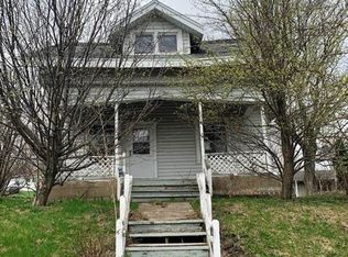 408 S Main St, Stockton, IL 61085