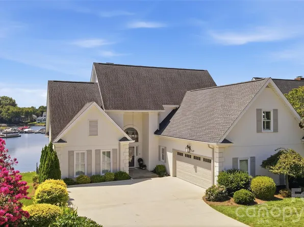7310 Swansea Ln, Cornelius, NC 28031