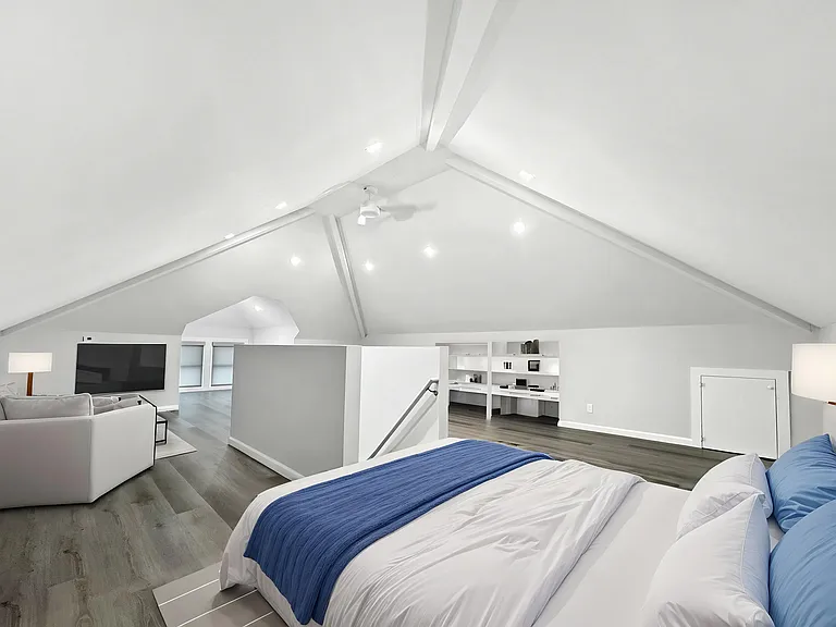 78 Elm Ave #2 — Photo 5