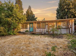 3339 Perrydale Ct, Medford, OR 97501