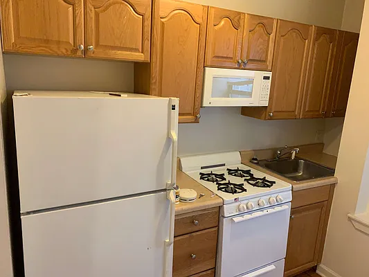 Rented by GPA Realty | media 34