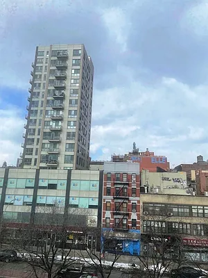 Rented by Corcoran | media 24