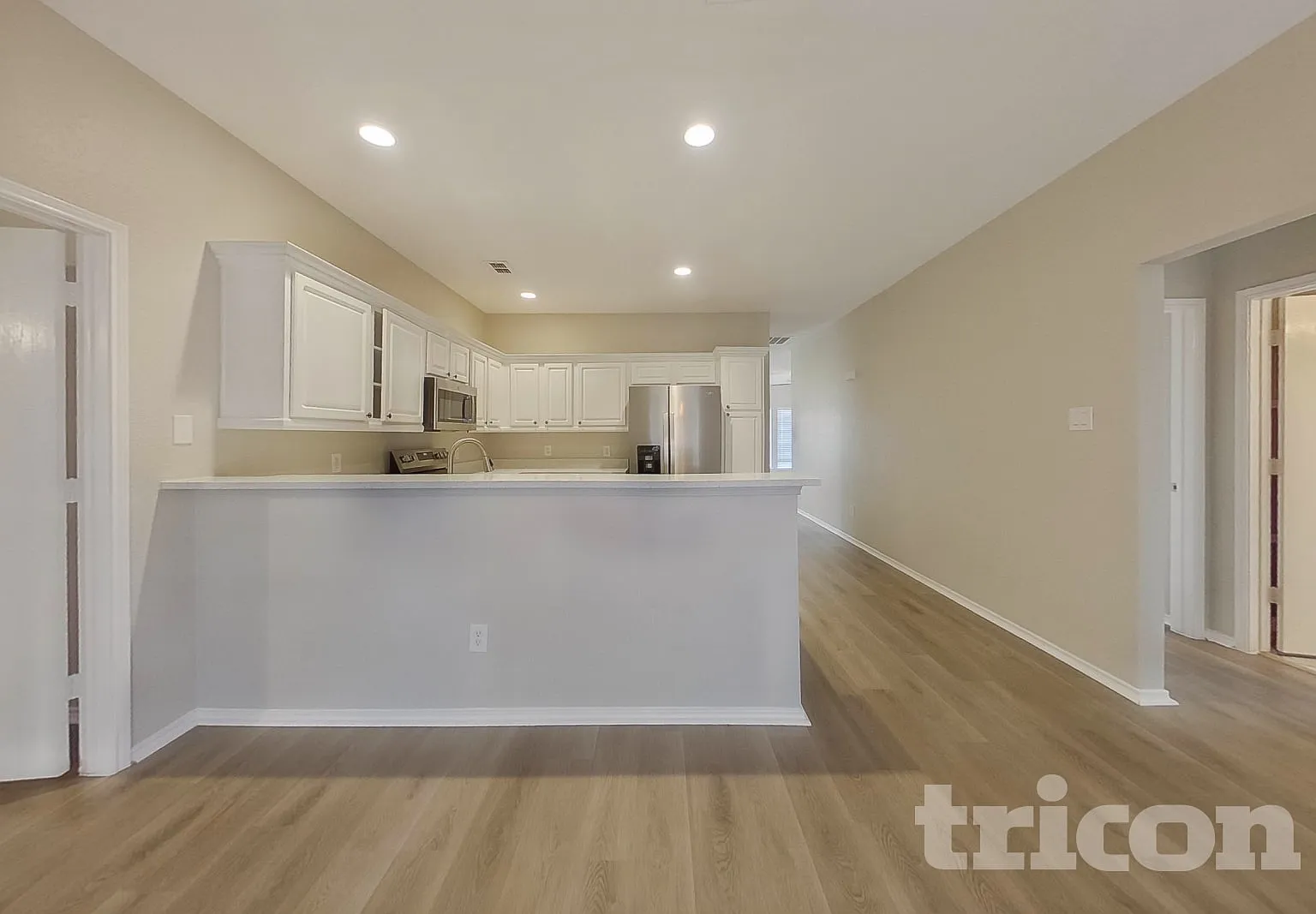 6429 Riverwater Trl Fort Worth TX — Photo 3