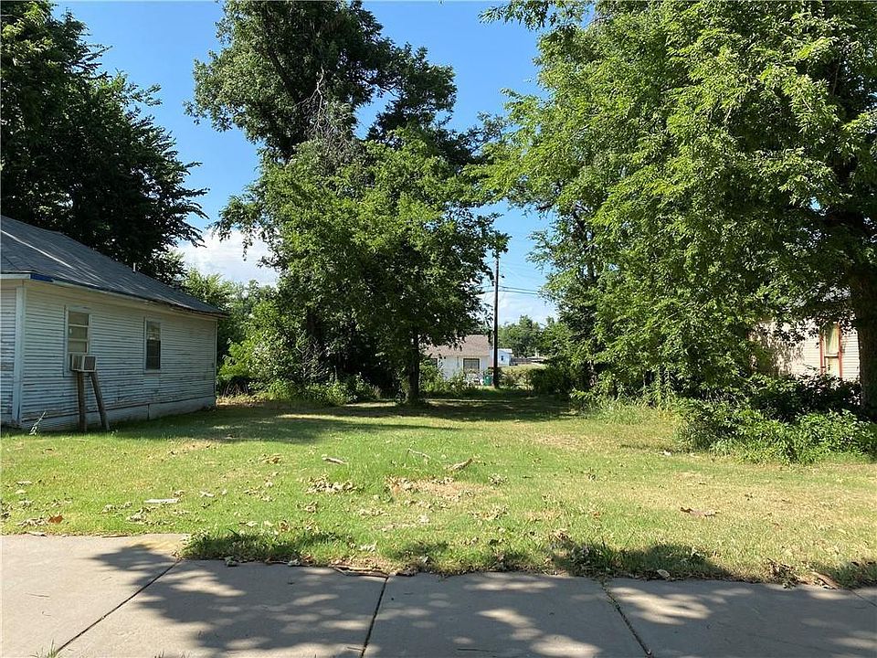 1st image of 1515 NE 15th St #24