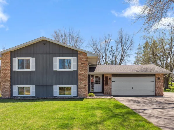 21326 Heath Ave N, Forest Lake, MN 55025