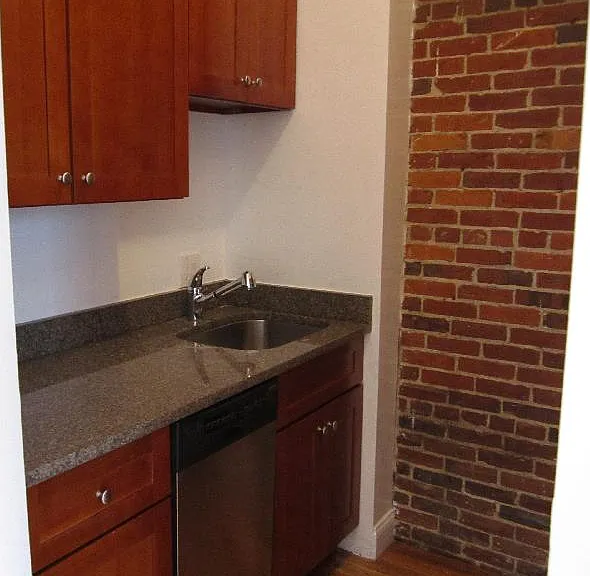 23 Cortes St #3A — Photo 2