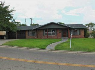 5704 Pebble Beach Dr, El Paso, TX 79912