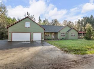 272 Schloeman Ln, Glide, OR 97443