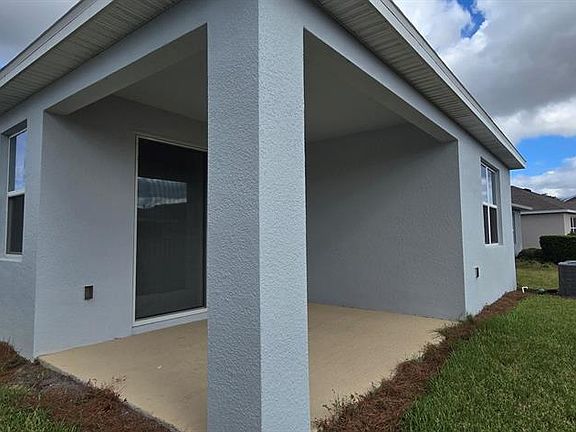 3rd image of 5530 NW 40th Loop