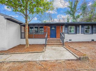 1909 McPherson Rd, Fayetteville, NC 28314