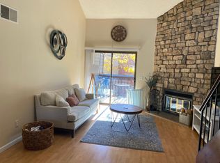318 Wright St APT 305, Lakewood, CO 80228